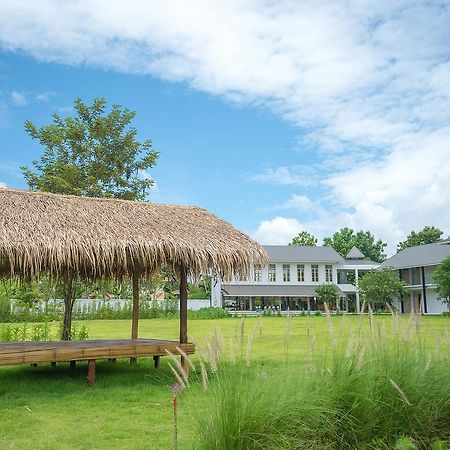Nansripanna Resort Buitenkant foto